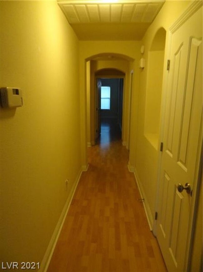 Building Photo - Wonderful 1 Story, 3 Bedroom Townhouse wit...