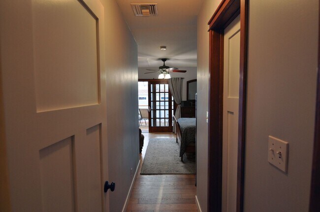 Building Photo - 4 Bedroom Pool Home for Rent in Woodland H...