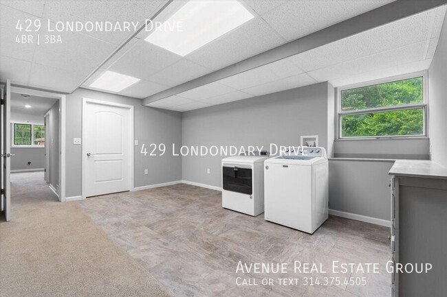 Building Photo - 429 Londondary Dr