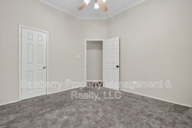 Building Photo - 4353 Mountain Crest Dr