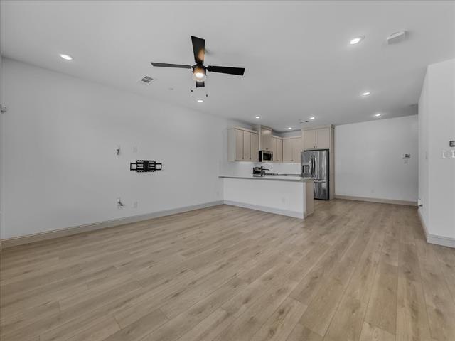 Building Photo - 4512 Tripp St