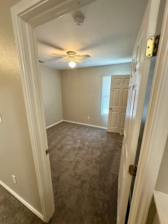 Building Photo - 768 Avondale Ave