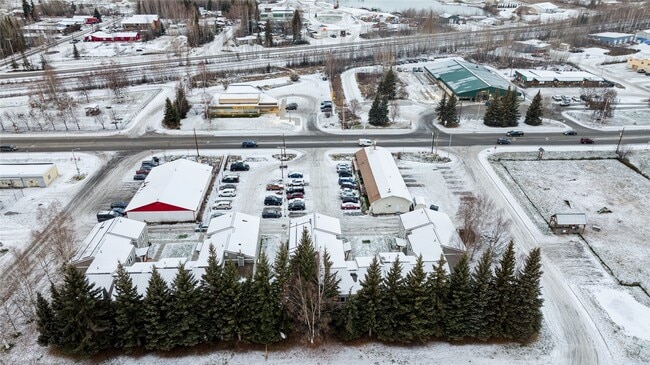 Building Photo - 350 S Santa Claus Ln