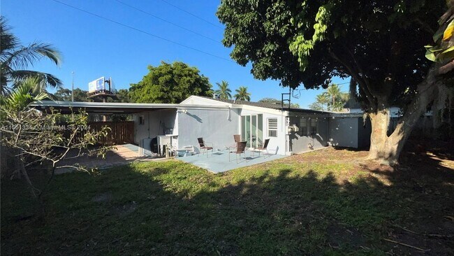 Building Photo - 6570 Sheridan St