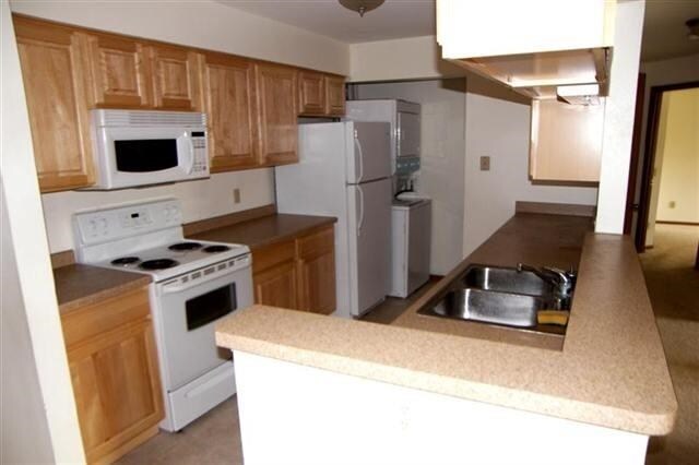 Building Photo - 1124 Morraine View Dr