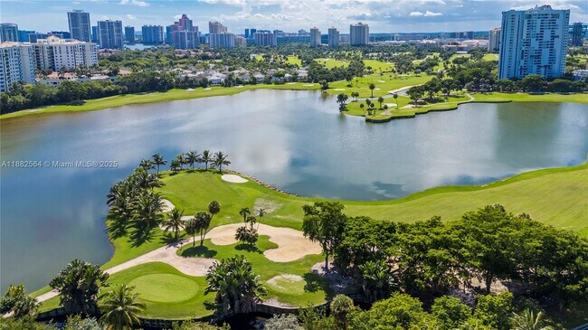 Building Photo - 3701 N Country Club Dr