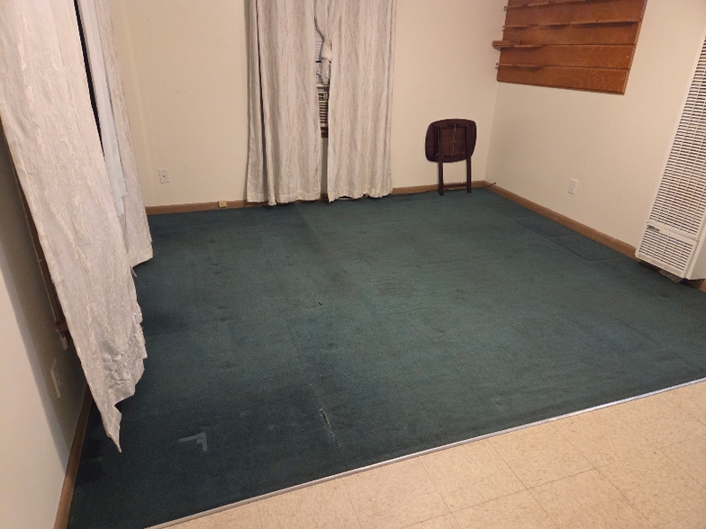 Building Photo - 309 5th Ave SE