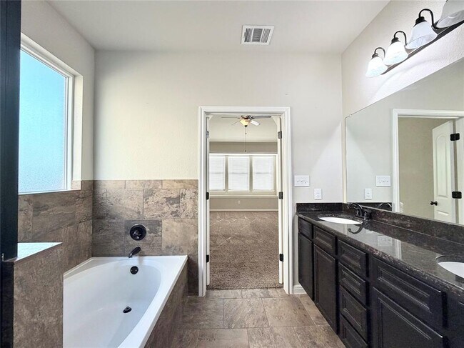 Building Photo - 17217 Gabbro Dr