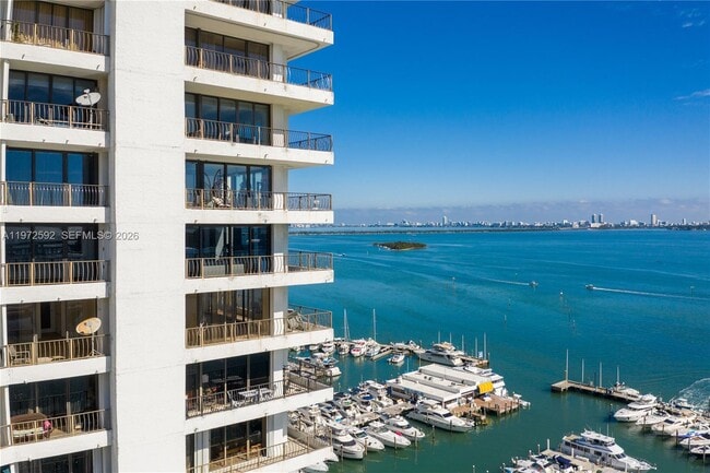 Building Photo - 555 NE 15th St