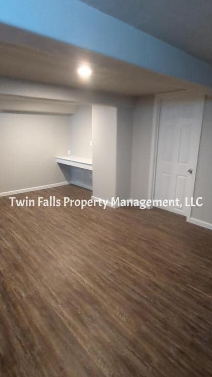 Building Photo - 354 7th Ave E