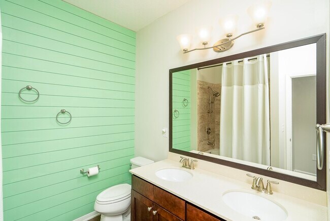 Building Photo - 494 Aventurine Ave