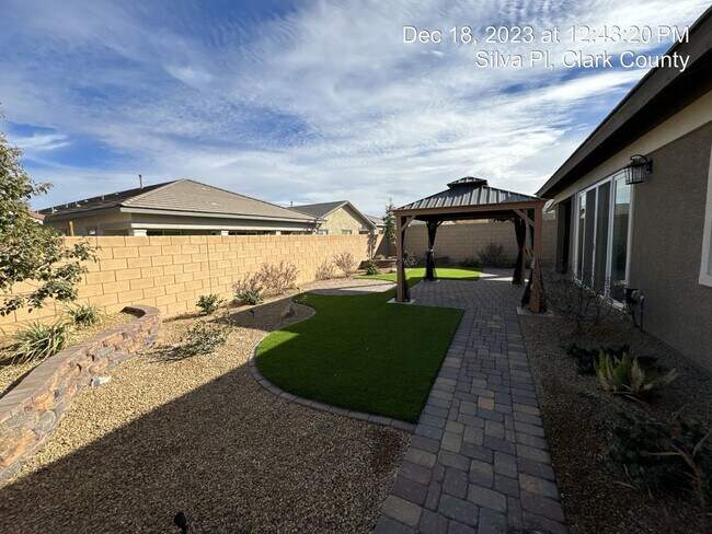 Building Photo - Like New Single Story Home in Cadence/Hend...