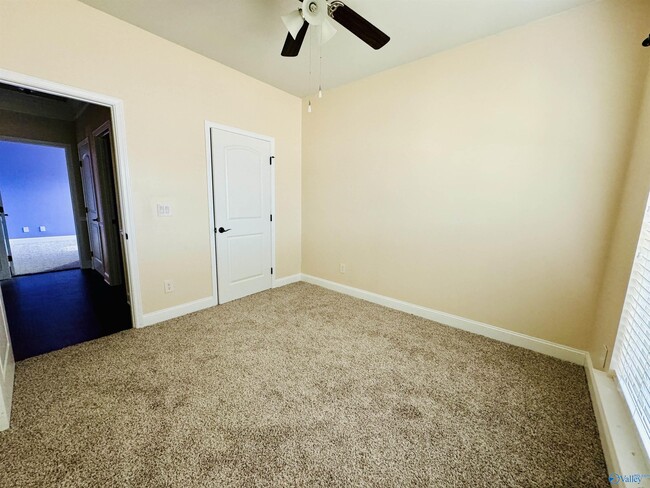 Building Photo - 26764 Mill Creek Dr