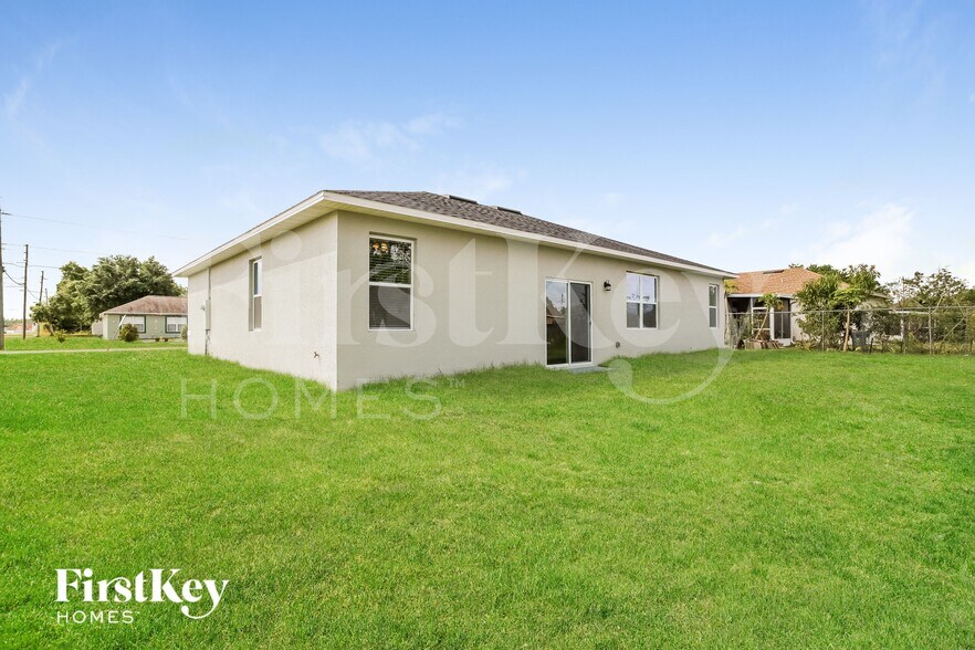 Building Photo - 601 Dunlin Ln