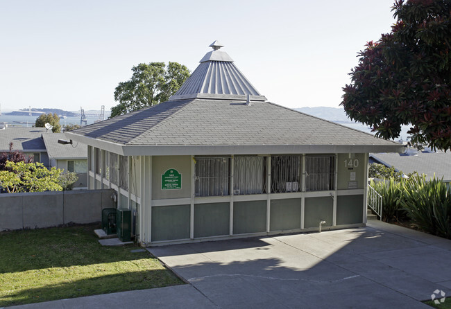 Primary Photo - Ridgeview Terrace Apartments