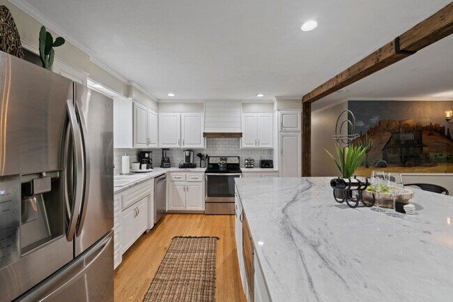 Building Photo - 75 State Rd 1441