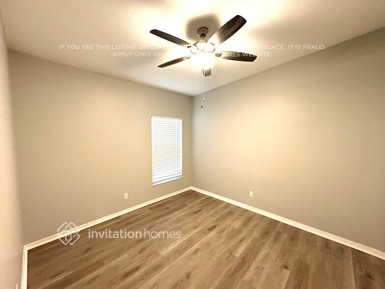 Building Photo - 5902 Falconpark Ct