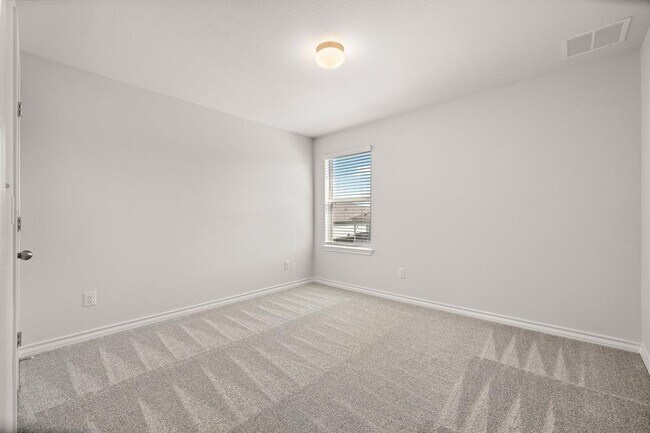 Building Photo - 148 Limonite Ln