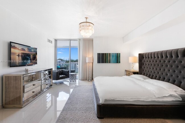 Building Photo - 3737 Collins Ave