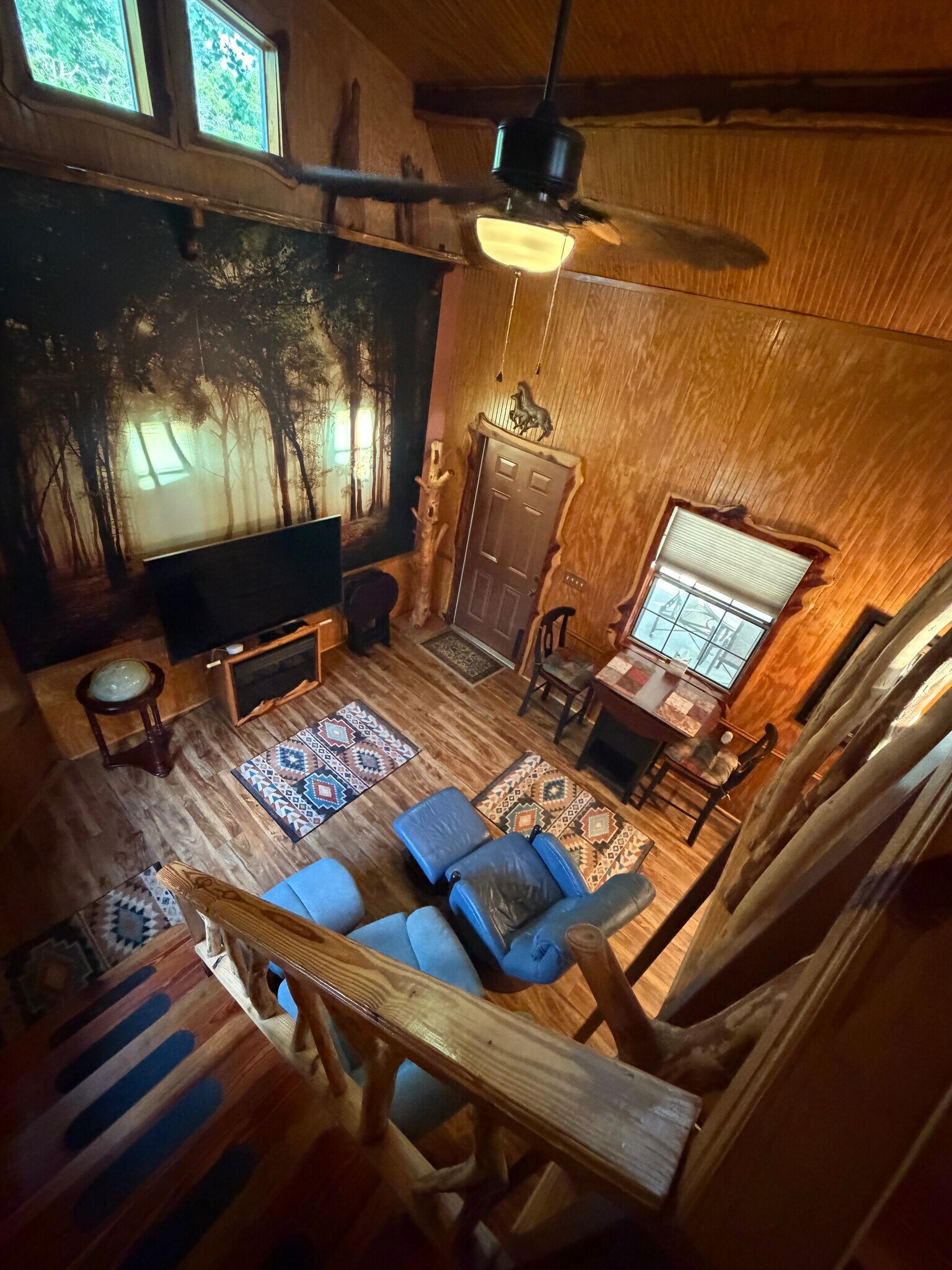 Building Photo - 9166 S Evans Ave