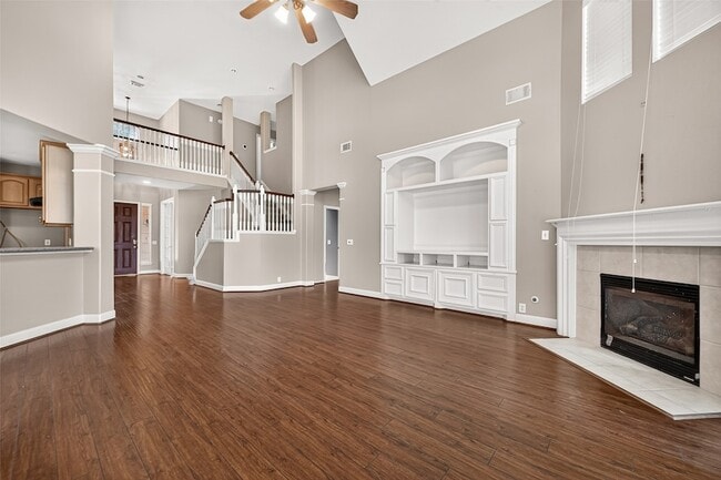 Building Photo - 16411 Canyon Chase Dr