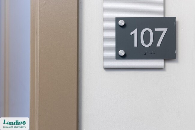 Building Photo - 1111 Stratford Ave