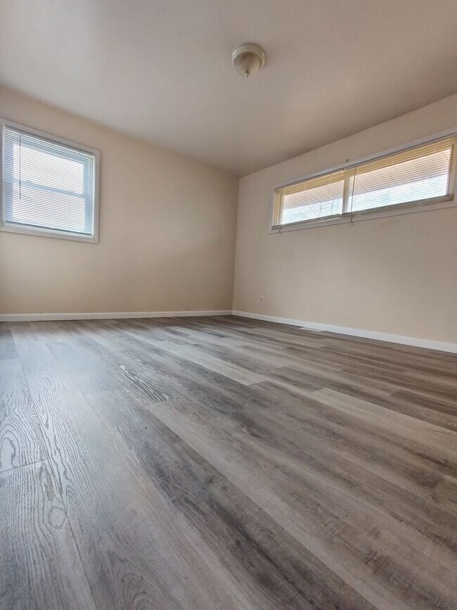 Building Photo - Coming Soon – 3-Bedroom Home for Rent