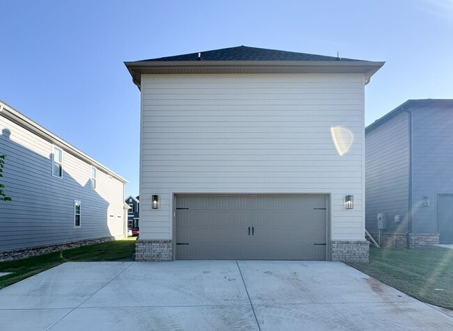 Building Photo - 4305 W Bronco Dr