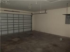 Building Photo - 2301 SW 25th St