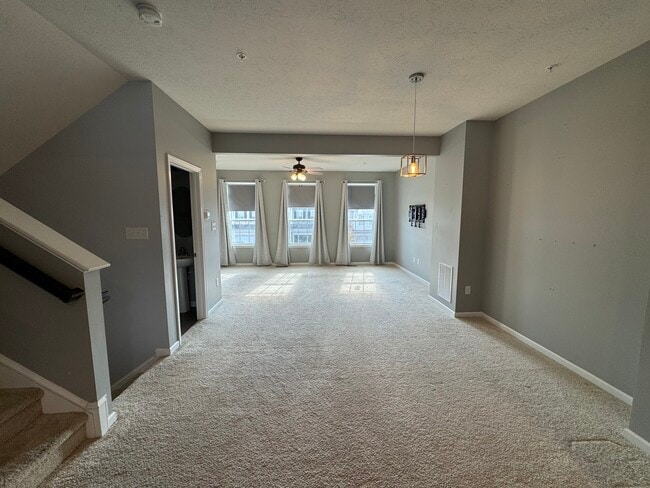 Building Photo - 2279 Flint Dr