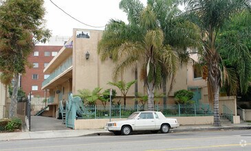 Building Photo - Fleurdelis Apartments