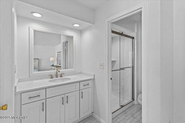 Building Photo - 30 Dune Terrace