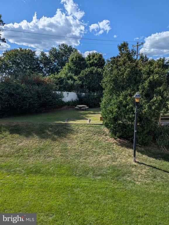 Building Photo - 6011 Rosebud Ln