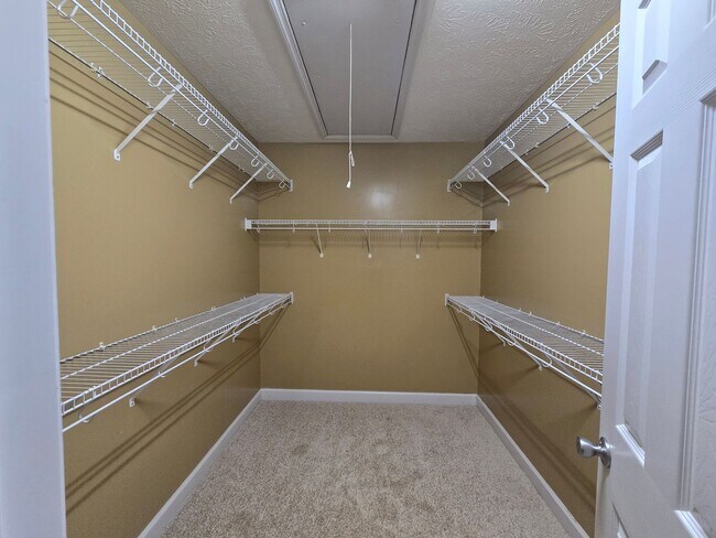 Building Photo - 36 Randolph St