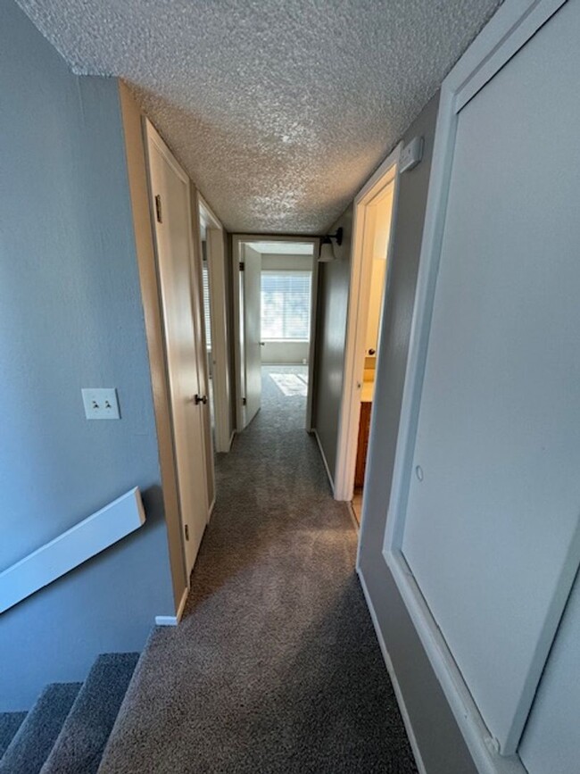 Building Photo - Fully Remodeled 3 Bedroom Townhome Availab...