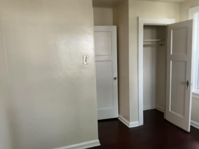 Building Photo - 3 bedroom Single Family