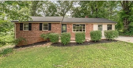 Building Photo - 5 Bedroom || 2 Bathroom - Single Family Home with Finished Basement Apartment