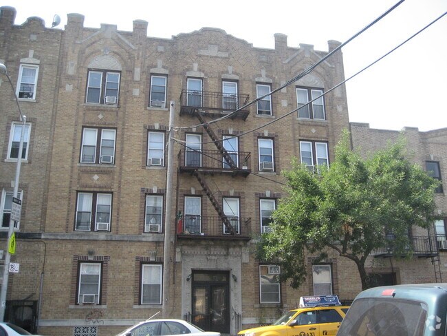 Building Photo - 110 Avenue C