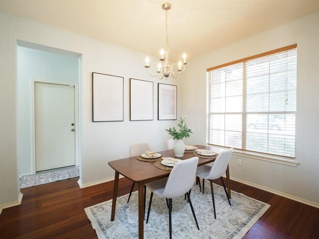 Building Photo - 13504 Richard Nixon St