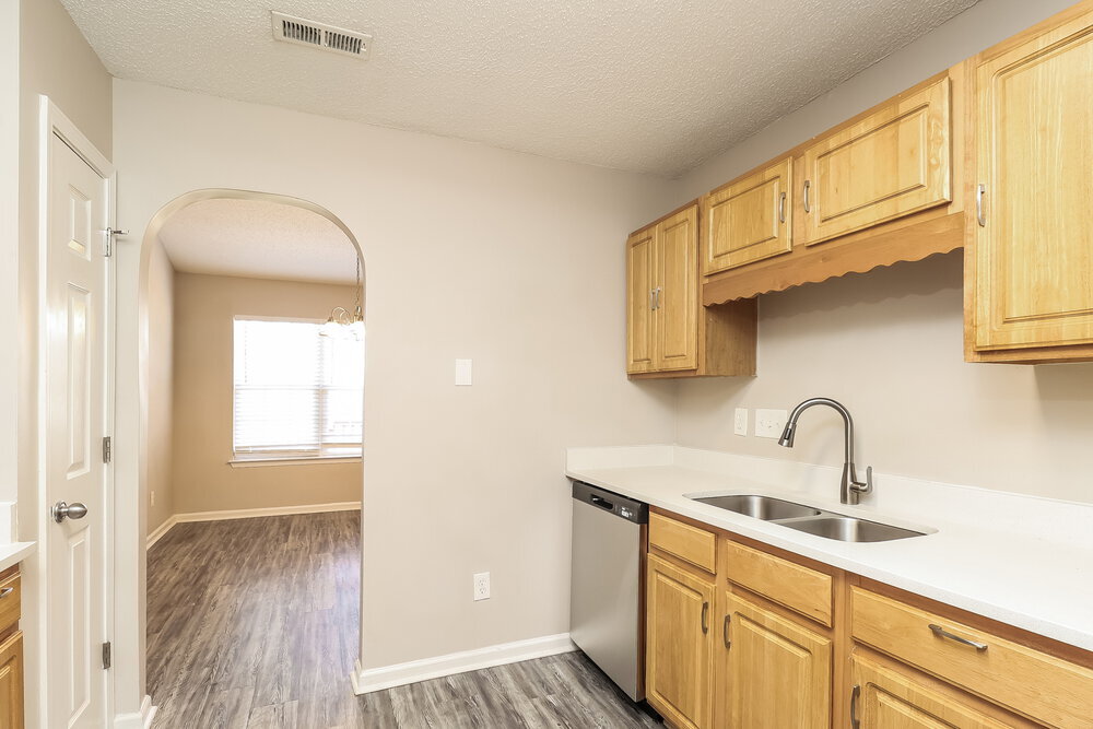 Building Photo - 3205 Forest Creek Ct