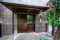 Building Photo - 1305 Turtle Creek Cir