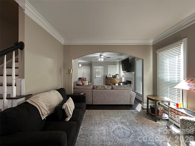 Building Photo - 819 Stargard Ct