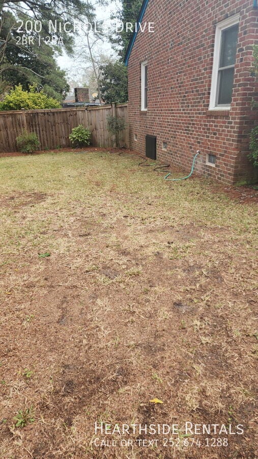 Building Photo - 200 Nichols Dr