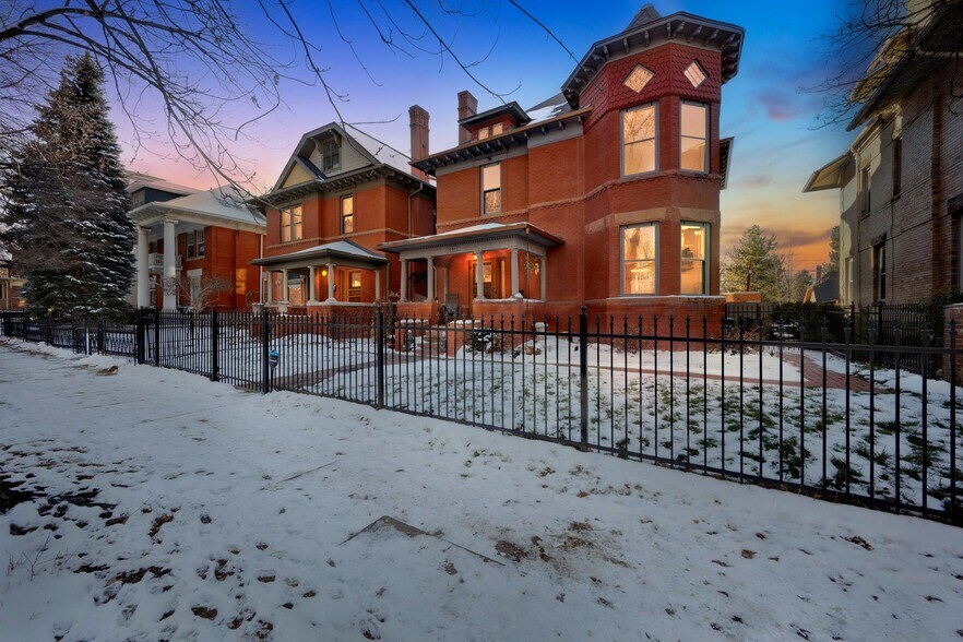 Primary Photo - 1351 N Franklin St