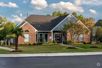 Building Photo - Beaver Creek Apartments and Townhomes