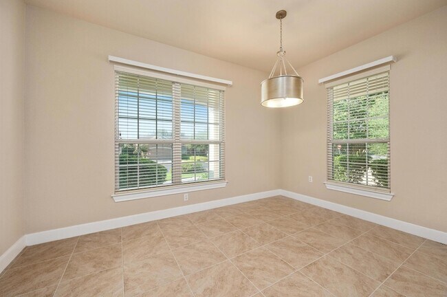 Building Photo - 216 Armstrong Dr