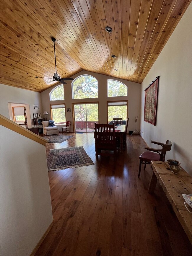 Building Photo - Long Term or Ski Lease in Tahoe Donner-$40...