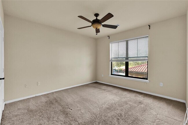 Building Photo - 903 Charo Pkwy