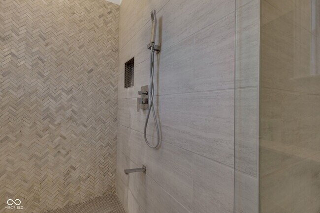 Building Photo - 11178 Ditch Rd