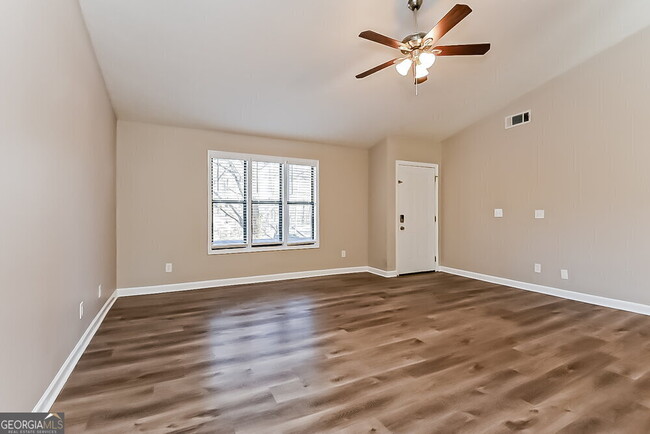 Building Photo - 80 Hartley Way